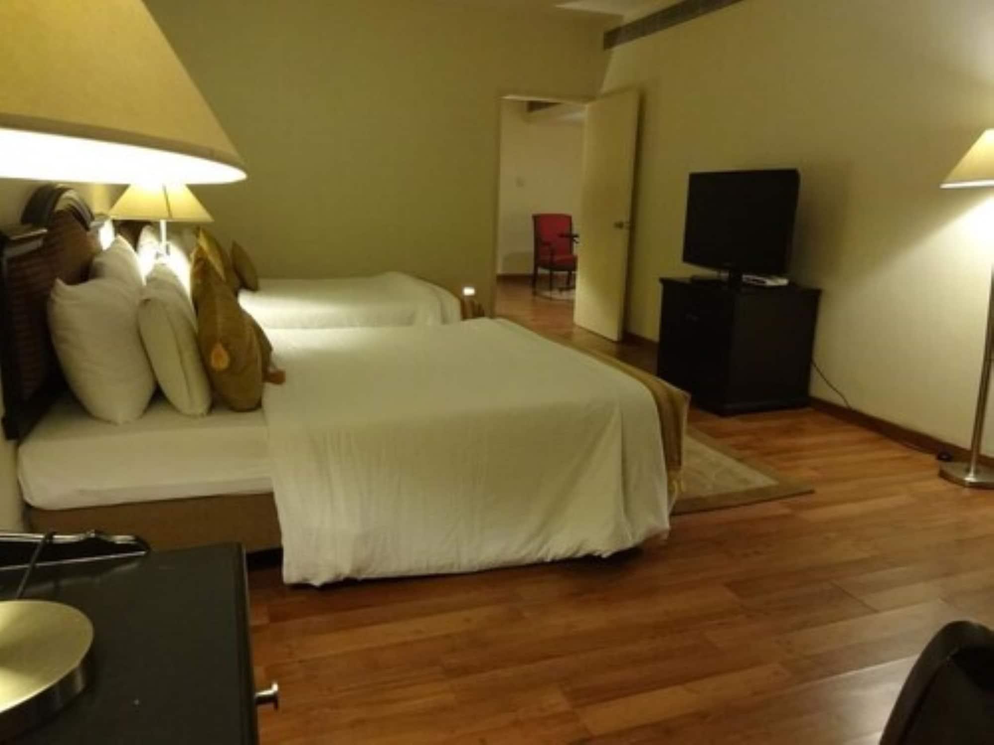 Minerva Grand Secunderabad Hotel Hyderabad Eksteriør billede