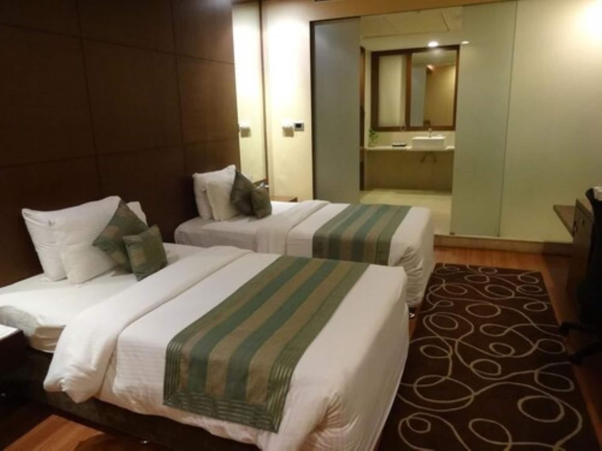 Minerva Grand Secunderabad Hotel Hyderabad Eksteriør billede