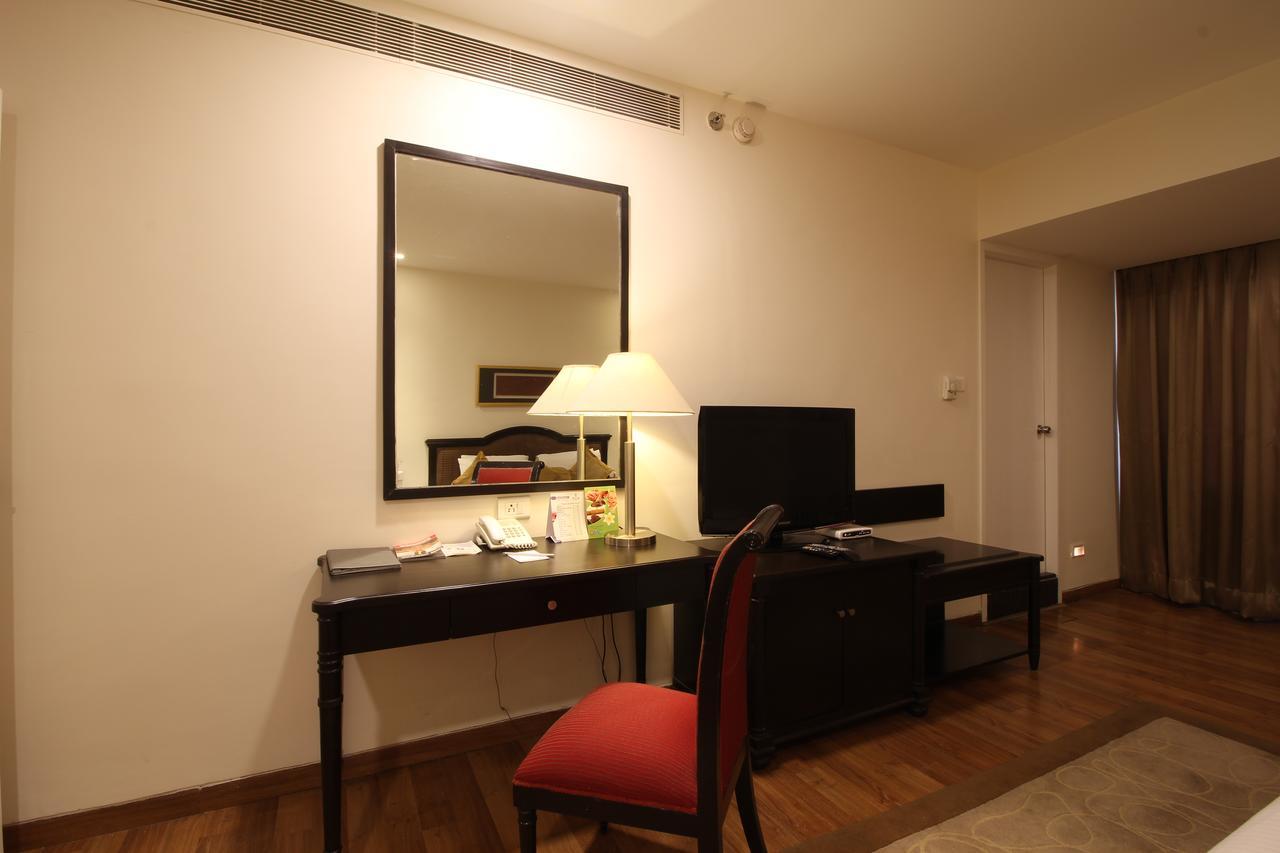 Minerva Grand Secunderabad Hotel Hyderabad Eksteriør billede